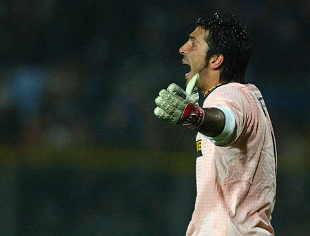 对身材的批评？马塞洛：我一直是这样的体型，还赢得了冠军（回应身材质疑，马塞洛：我一直这身材，也照样夺冠）