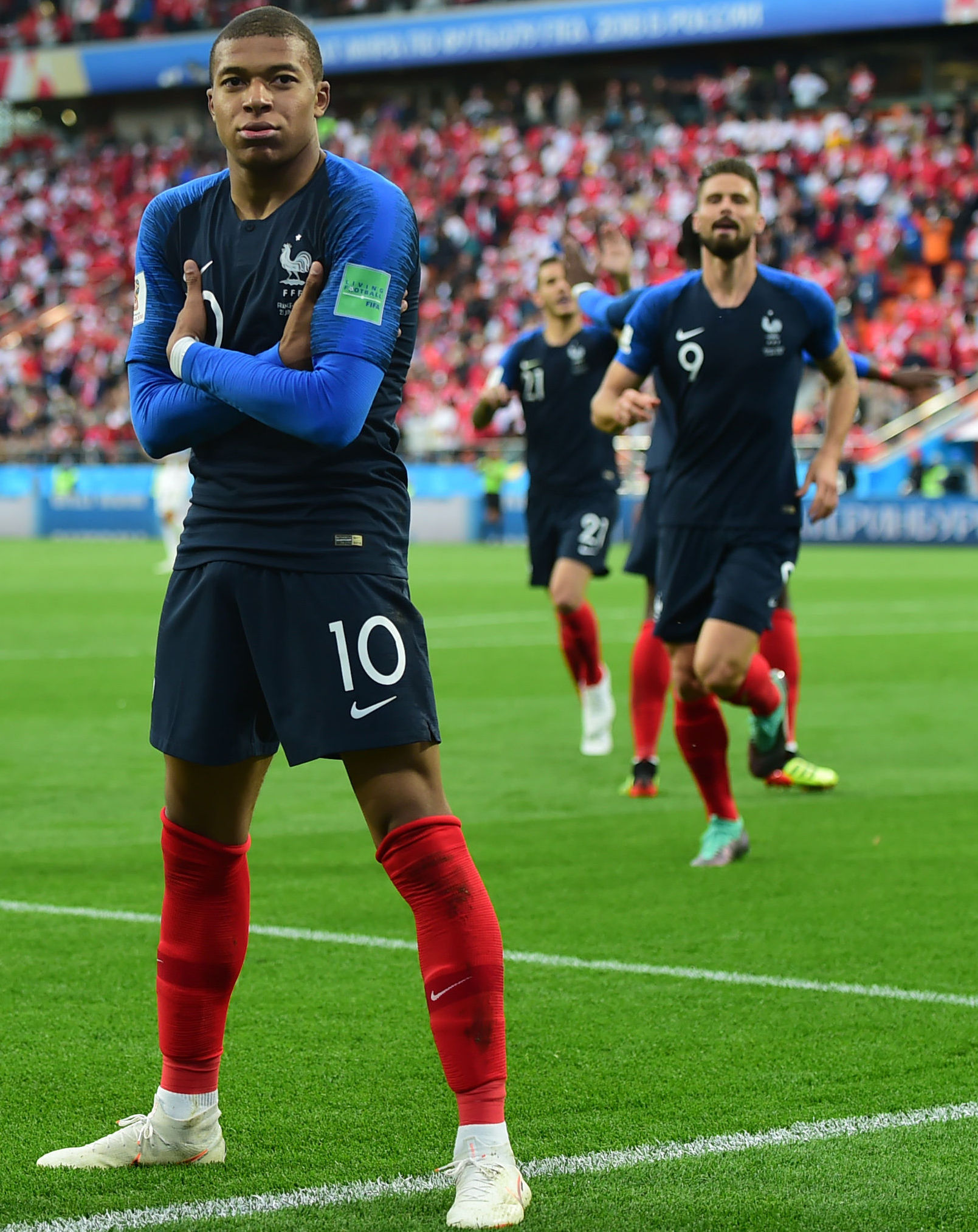 记者：阿诺德伤势严重，或将缺席2025年剩余比赛（记者称阿诺德重伤，恐无缘2025年剩余赛程）