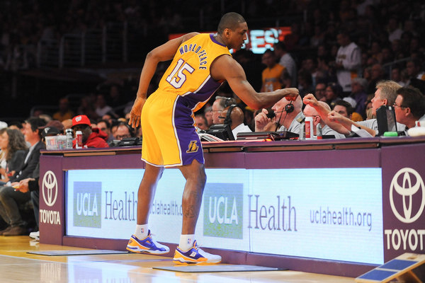 佩杜拉：科莫会在冬窗拒绝对帕斯的报价，球员明夏回皇马（佩杜拉：科莫冬窗将拒绝关于帕斯的报价，球员明夏回归皇马）